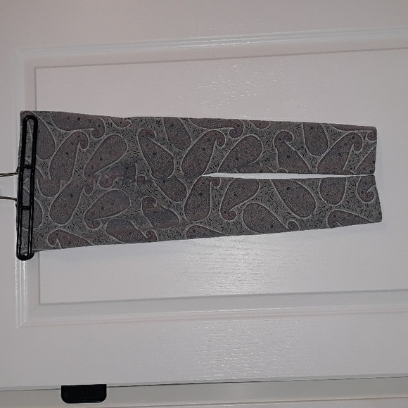 Old Navy blue and grey patterned legginings - Picture 2 of 5